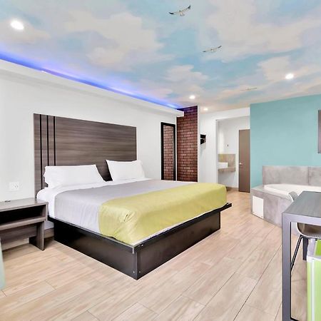 Exclusivo Inn And Suites Lakewood Εξωτερικό φωτογραφία