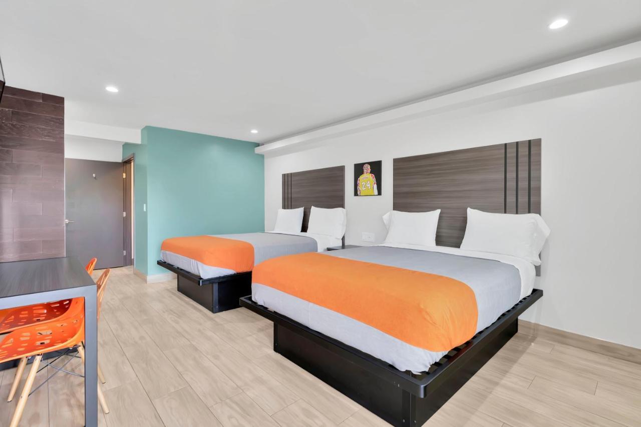 Exclusivo Inn And Suites Lakewood Εξωτερικό φωτογραφία